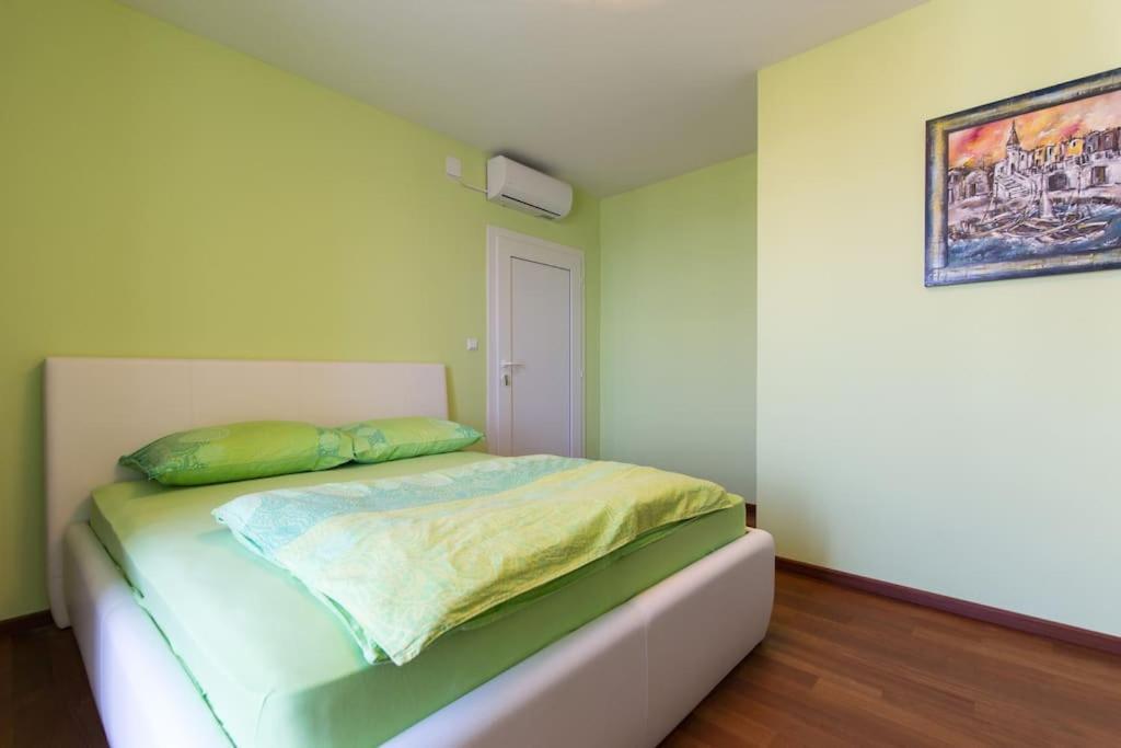 Villa Ajda - Green Room Omišalj Εξωτερικό φωτογραφία